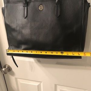 Tory bag dimensions